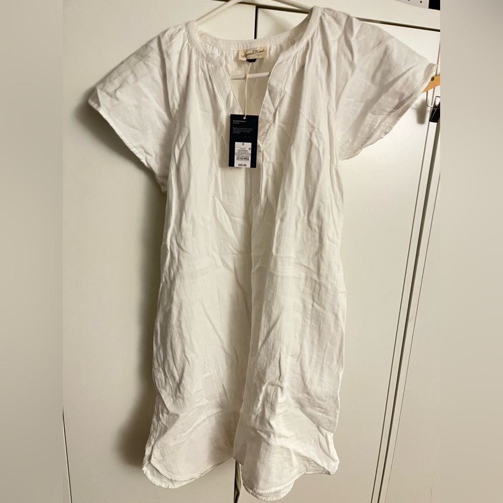 Universal thread NWT white dress